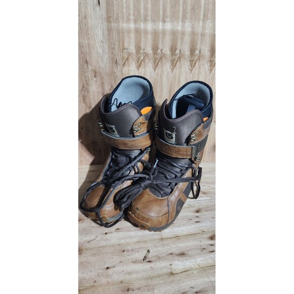 Men\'s Burton Freestyle Lace Up w/ Strap Snowboard Boots Size: 9.5 main image 9